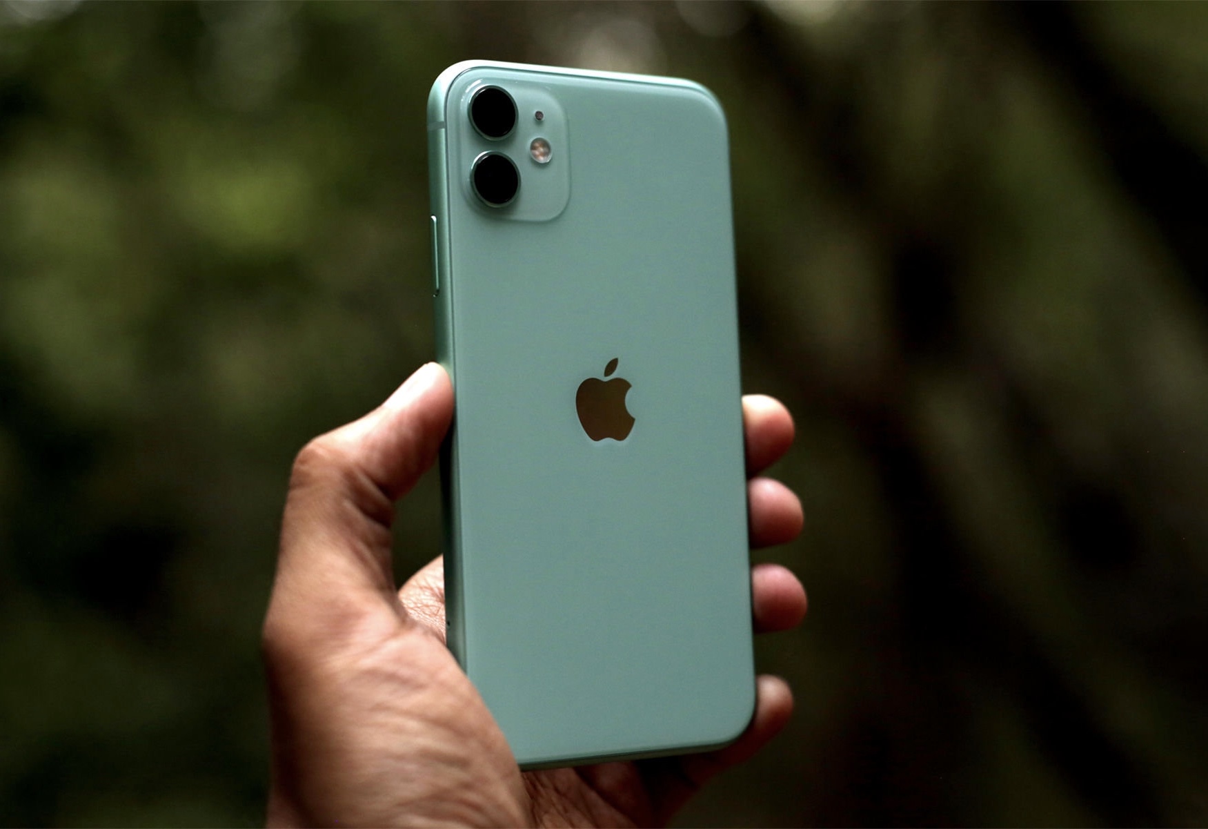 Молодежь выбирает iPhone из-за страха перед стандартными SMS-сообщениями
